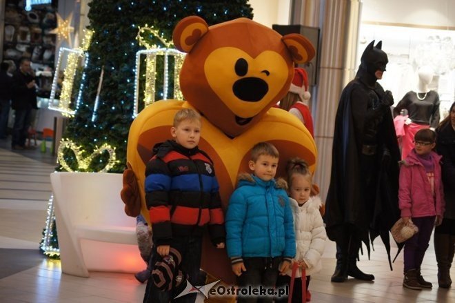 Mikołajki w Galerii Bursztynowej [07.12.2014] - zdjęcie #75 - eOstroleka.pl
