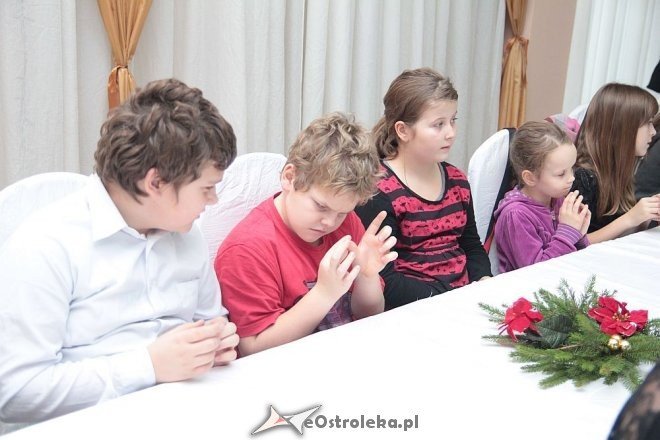 Ostrołęka: Spotkanie wigilijne Towarzystwa Przyjaciół Dzieci [12.12.2014] - zdjęcie #26 - eOstroleka.pl