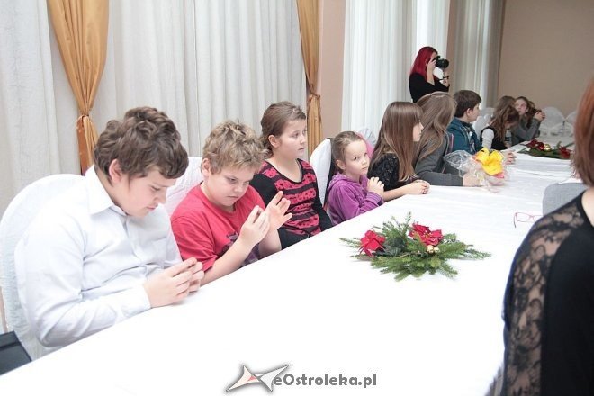 Ostrołęka: Spotkanie wigilijne Towarzystwa Przyjaciół Dzieci [12.12.2014] - zdjęcie #27 - eOstroleka.pl