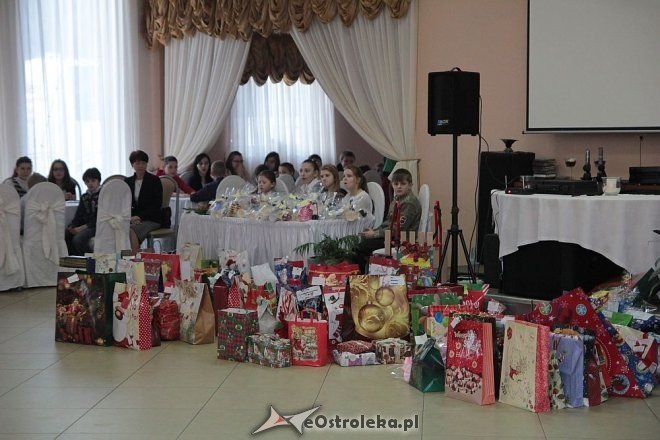 Ostrołęka: Spotkanie wigilijne Towarzystwa Przyjaciół Dzieci [12.12.2014] - zdjęcie #31 - eOstroleka.pl