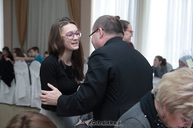 Ostrołęka: Spotkanie wigilijne Towarzystwa Przyjaciół Dzieci [12.12.2014] - zdjęcie #45 - eOstroleka.pl