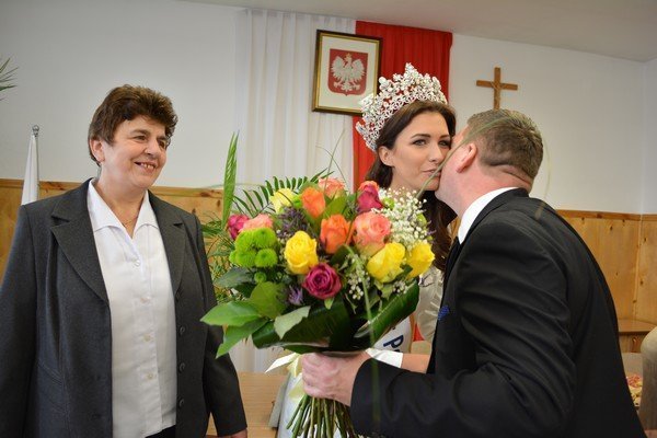 Miss Polski odwiedziła Urząd Gminy Łyse - zdjęcie #10 - eOstroleka.pl