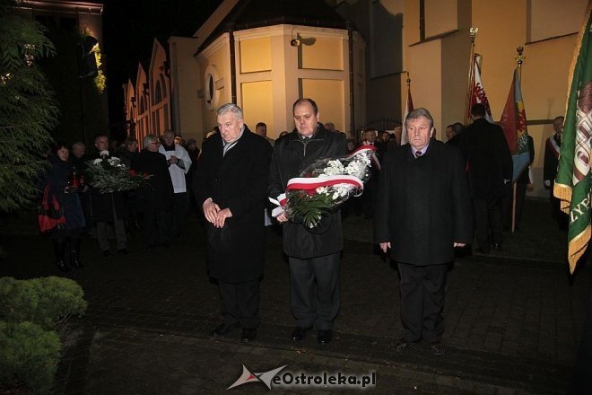 Ostrołęczanie oddali hołd poległy w stanie wojennym rodakom [13.12.2014] - zdjęcie #11 - eOstroleka.pl