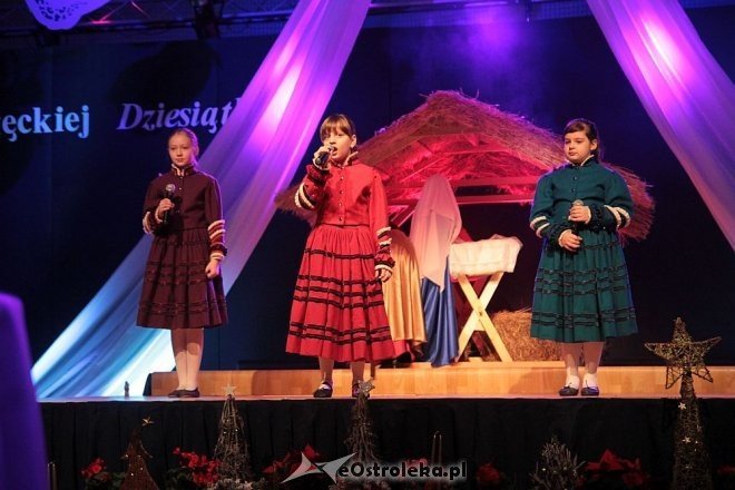 Betlejem ostrołęckiej Dziesiątki [15.12.2014] - zdjęcie #57 - eOstroleka.pl