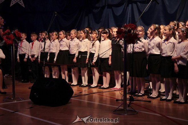 Betlejem ostrołęckiej Dziesiątki [15.12.2014] - zdjęcie #54 - eOstroleka.pl