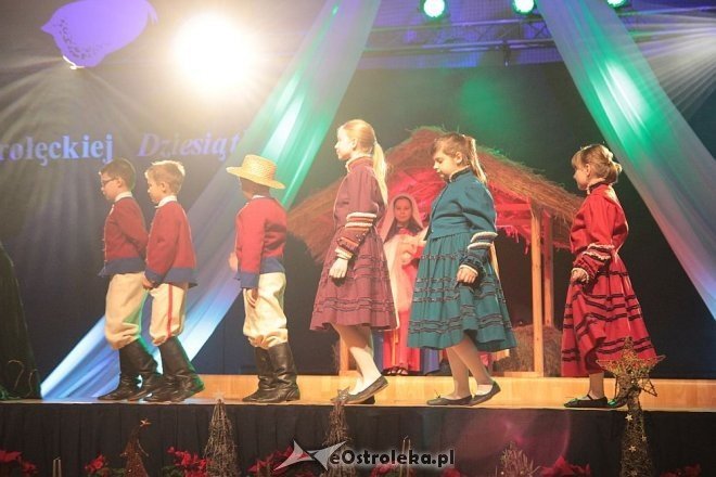 Betlejem ostrołęckiej Dziesiątki [15.12.2014] - zdjęcie #18 - eOstroleka.pl
