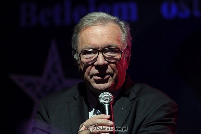 Betlejem ostrołęckiej Dziesiątki [15.12.2014] - zdjęcie #3 - eOstroleka.pl