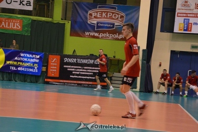 Nocna Liga Futsalu - 2. kolejka [20.12.2014] - zdjęcie #3 - eOstroleka.pl