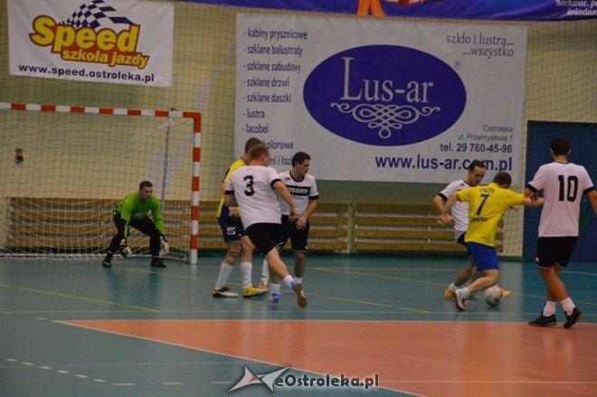 Nocna Liga Futsalu - 2. kolejka [20.12.2014] - zdjęcie #24 - eOstroleka.pl
