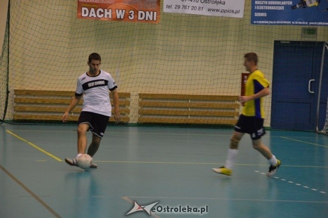 Nocna Liga Futsalu - 2. kolejka [20.12.2014] - zdjęcie #27 - eOstroleka.pl