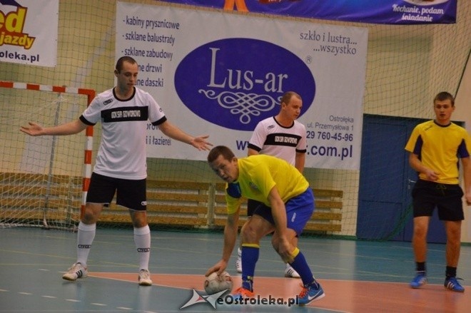 Nocna Liga Futsalu - 2. kolejka [20.12.2014] - zdjęcie #47 - eOstroleka.pl