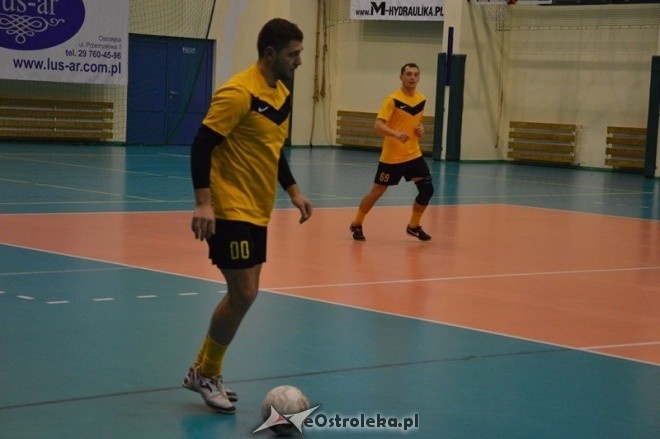 Nocna Liga Futsalu - 2. kolejka [20.12.2014] - zdjęcie #19 - eOstroleka.pl