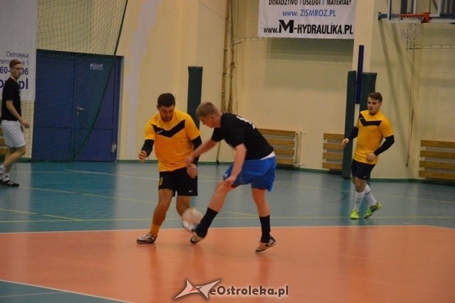 Nocna Liga Futsalu - 2. kolejka [20.12.2014] - zdjęcie #11 - eOstroleka.pl