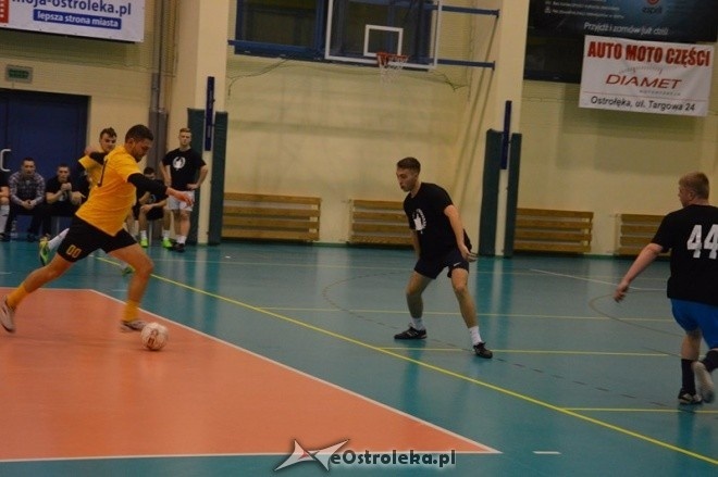 Nocna Liga Futsalu - 2. kolejka [20.12.2014] - zdjęcie #99 - eOstroleka.pl