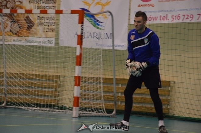 Nocna Liga Futsalu - 2. kolejka [20.12.2014] - zdjęcie #100 - eOstroleka.pl