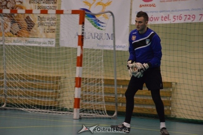 Nocna Liga Futsalu - 2. kolejka [20.12.2014] - zdjęcie #2 - eOstroleka.pl