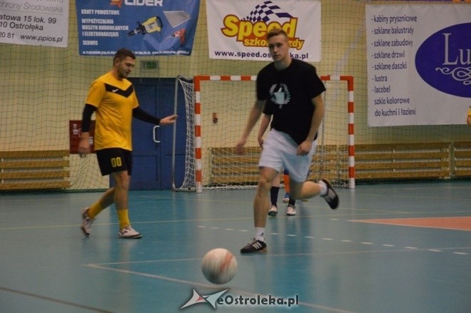 Nocna Liga Futsalu - 2. kolejka [20.12.2014] - zdjęcie #24 - eOstroleka.pl