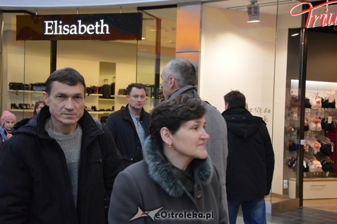 Świąteczne nastroje w Galerii Bursztynowej [21.12.2014] - zdjęcie #57 - eOstroleka.pl