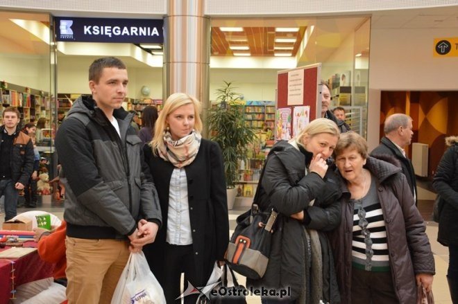 Świąteczne nastroje w Galerii Bursztynowej [21.12.2014] - zdjęcie #31 - eOstroleka.pl