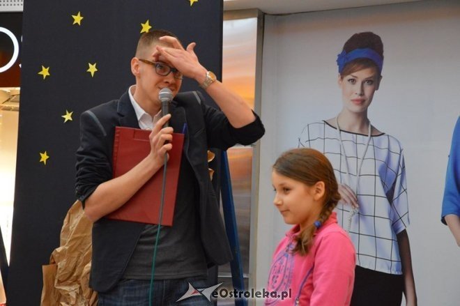 Świąteczne nastroje w Galerii Bursztynowej [21.12.2014] - zdjęcie #25 - eOstroleka.pl