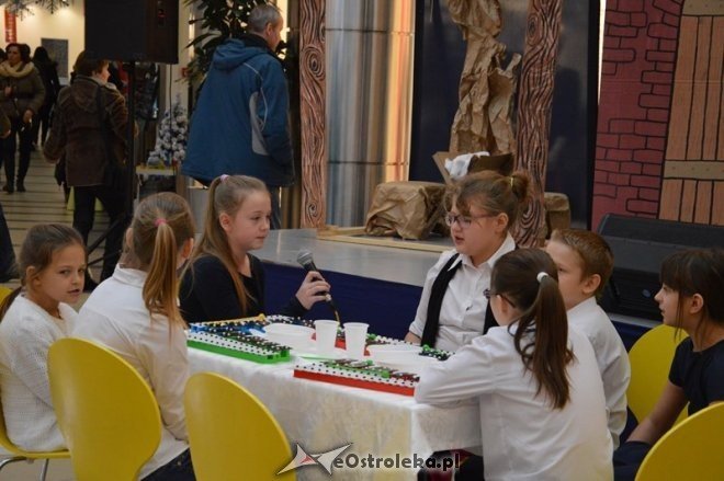 Świąteczne nastroje w Galerii Bursztynowej [21.12.2014] - zdjęcie #1 - eOstroleka.pl