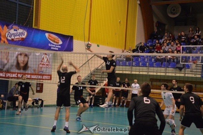 SPS Volley Ostrołęka - PNH Warszawa [21.12.2014] - zdjęcie #25 - eOstroleka.pl