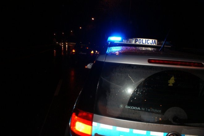 Ostrołęka: Kompletnie pijany staranował busem vana na „starym moście” [23.12.2014] - zdjęcie #2 - eOstroleka.pl