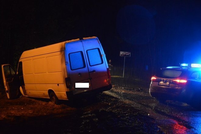 Wypadek w Chudku [23.12.2014] - zdjęcie #1 - eOstroleka.pl