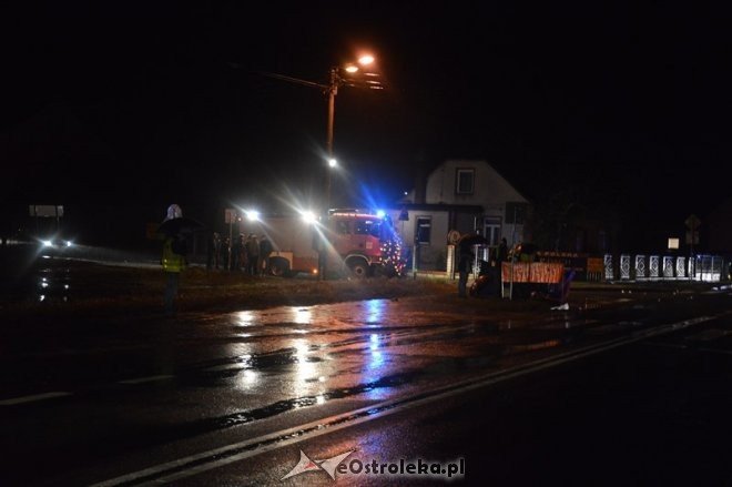 Śmiertelne potrącenie pieszego w Zamościu [23.12.2014] - zdjęcie #9 - eOstroleka.pl