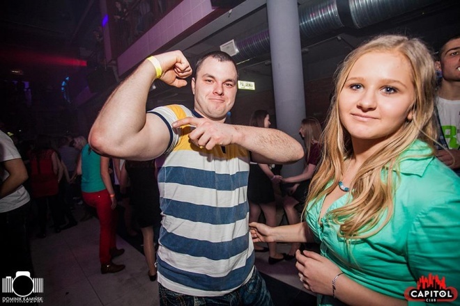II dzień świąt - Dj Hubertuse w Clubie Capitol [26.12.2014] - zdjęcie #68 - eOstroleka.pl