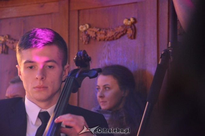 Koncert Ostrołęckiej Orkiestry Kameralnej [27.12.2014] - zdjęcie #51 - eOstroleka.pl
