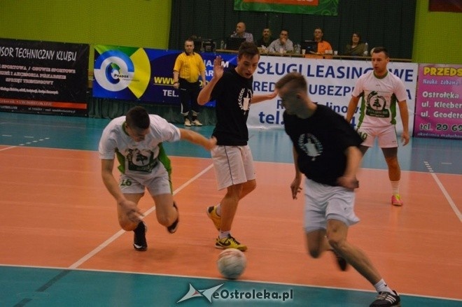 Nocna Liga Futsalu - 3. kolejka [27.12.2014] - zdjęcie #8 - eOstroleka.pl