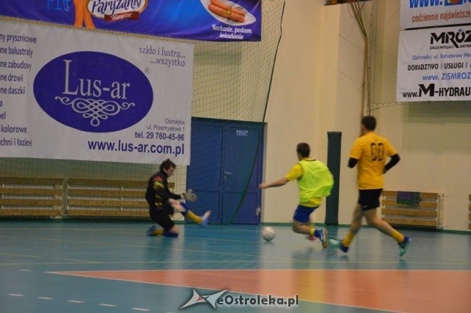 Nocna Liga Futsalu - 3. kolejka [27.12.2014] - zdjęcie #39 - eOstroleka.pl