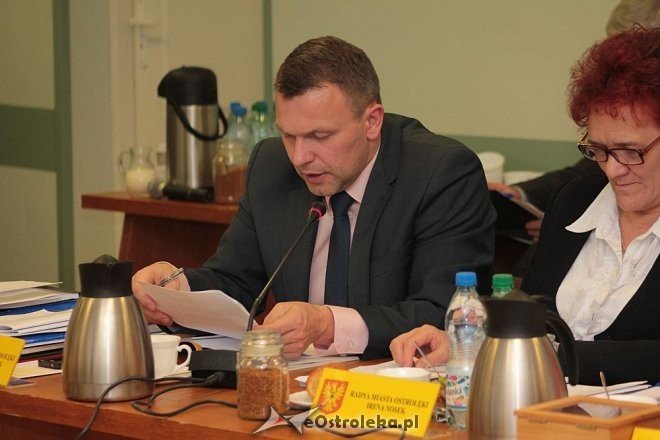 IV sesja Rady Miasta Ostrołęki [30.12.2014] - zdjęcie #39 - eOstroleka.pl