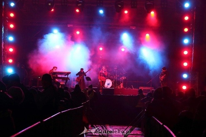 Miejski Sylwester 2014/2015: Tak Ostrołęka przywitała Nowy Rok [31.12.2014] - zdjęcie #28 - eOstroleka.pl