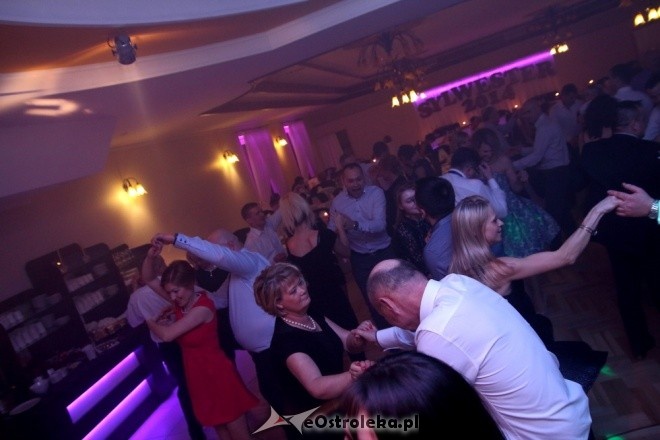 Bal sylwestrowy w sali bankietowej Wioletta [01.01.2015] - zdjęcie #2 - eOstroleka.pl