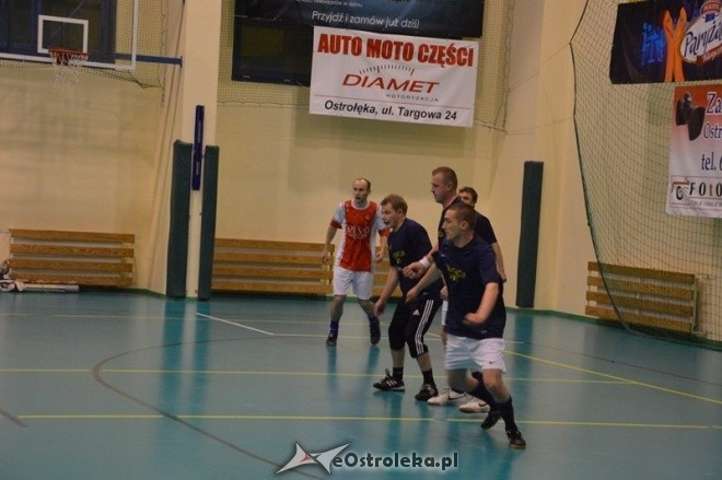 Nocna Liga Futsalu - 4. kolejka [02.01.2015] - zdjęcie #1 - eOstroleka.pl