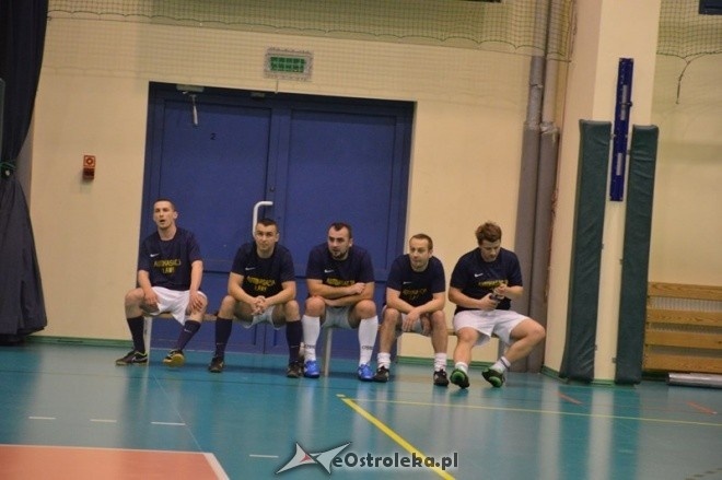 Nocna Liga Futsalu - 4. kolejka [02.01.2015] - zdjęcie #8 - eOstroleka.pl