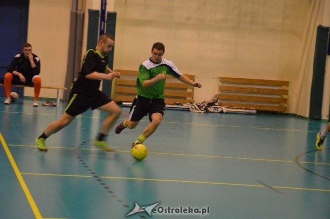 Nocna Liga Futsalu - 4. kolejka [02.01.2015] - zdjęcie #96 - eOstroleka.pl