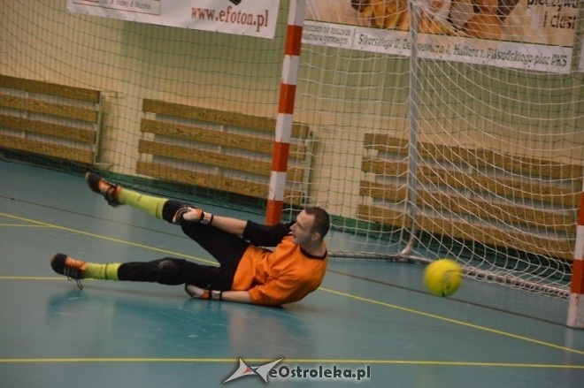 Nocna Liga Futsalu - 4. kolejka [02.01.2015] - zdjęcie #97 - eOstroleka.pl