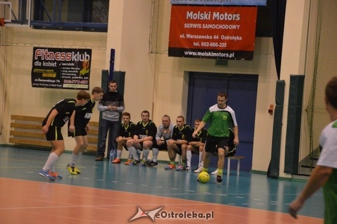 Nocna Liga Futsalu - 4. kolejka [02.01.2015] - zdjęcie #3 - eOstroleka.pl