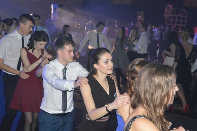 Studniówka III LO [03.01.2014] - zdjęcie #101 - eOstroleka.pl