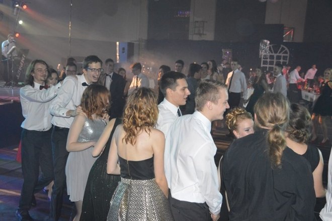 Studniówka III LO [03.01.2014] - zdjęcie #92 - eOstroleka.pl