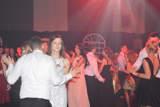 Studniówka III LO [03.01.2014] - zdjęcie #88 - eOstroleka.pl