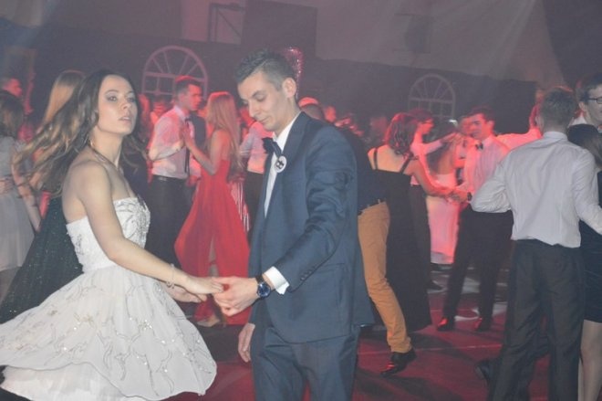 Studniówka III LO [03.01.2014] - zdjęcie #74 - eOstroleka.pl