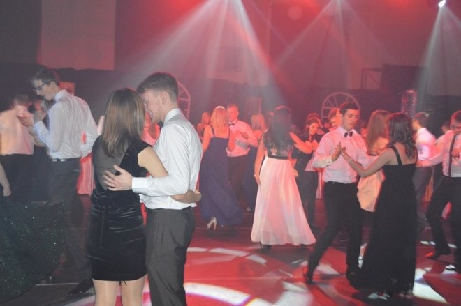 Studniówka III LO [03.01.2014] - zdjęcie #72 - eOstroleka.pl