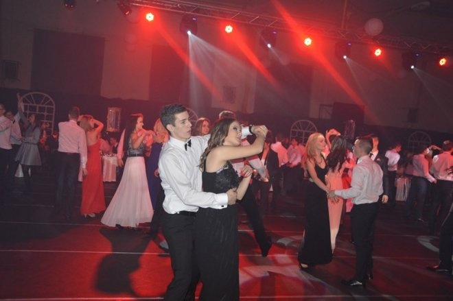 Studniówka III LO [03.01.2014] - zdjęcie #66 - eOstroleka.pl