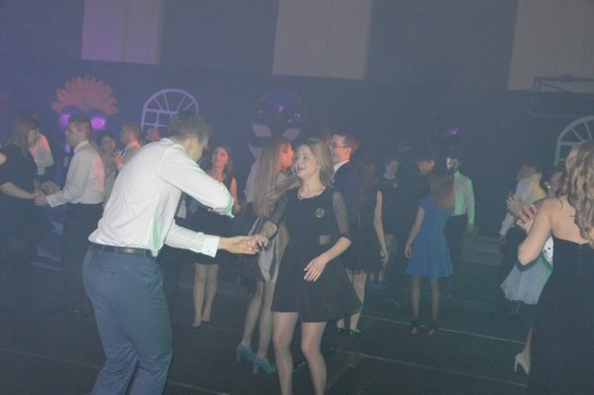 Studniówka III LO [03.01.2014] - zdjęcie #79 - eOstroleka.pl