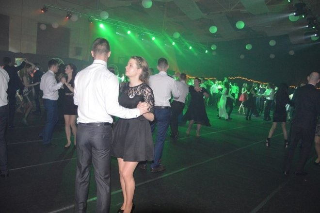 Studniówka III LO [03.01.2014] - zdjęcie #61 - eOstroleka.pl