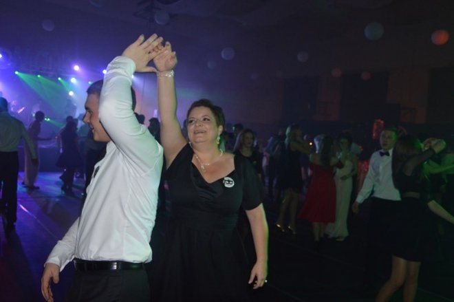 Studniówka III LO [03.01.2014] - zdjęcie #56 - eOstroleka.pl